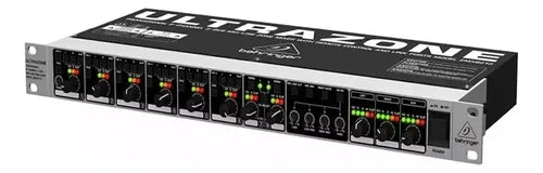 Behringer ZMX8210